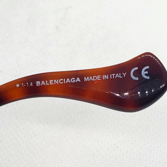 BALENCIAGA - sunglasses- red/brown lenses- gold/brown frame-Like-New - Picture 9 of 10
